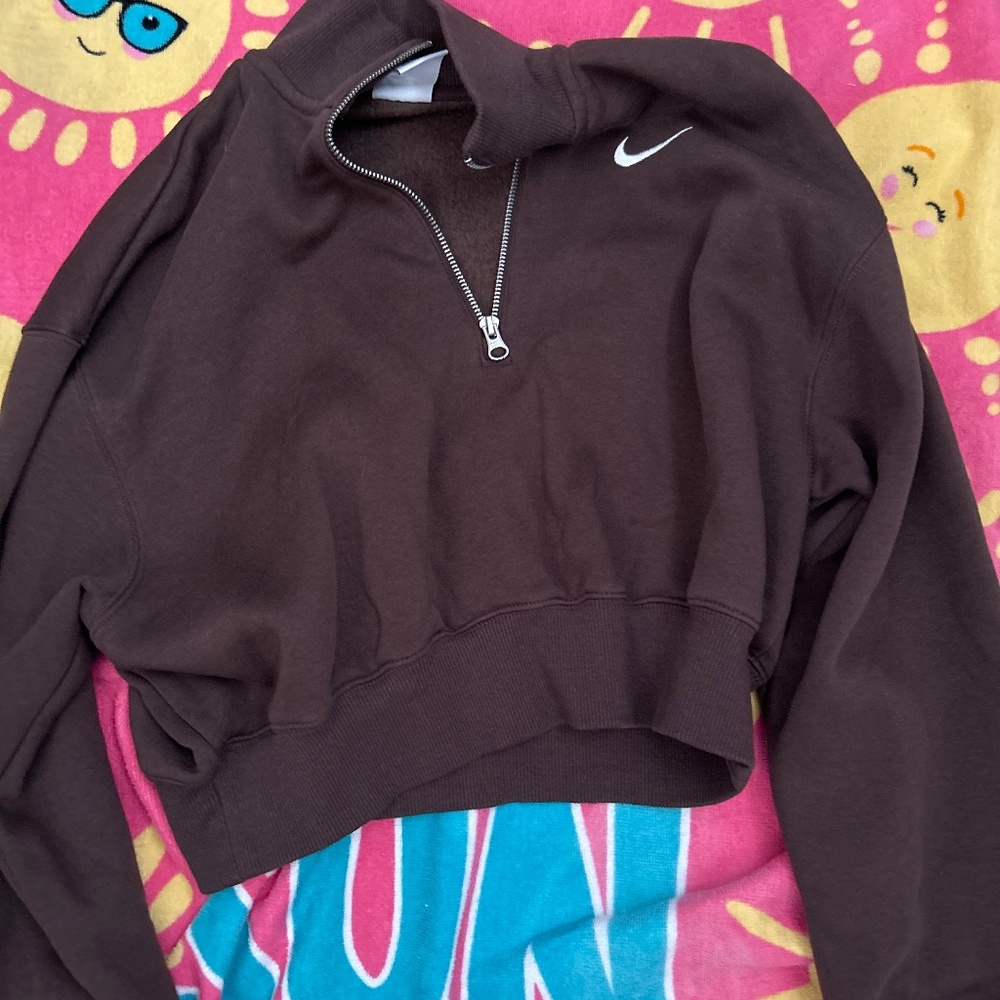 Nike cropped sweater
